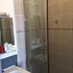 水晶酒店 鲁瓦扬