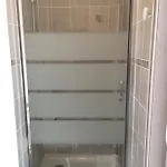 水晶酒店 2* 鲁瓦扬